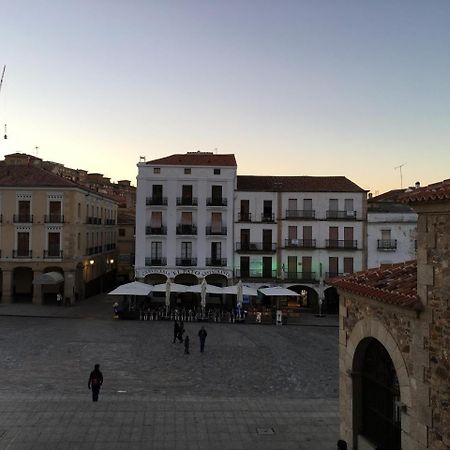Apartamento Plaza Mayor Caces Exterior foto