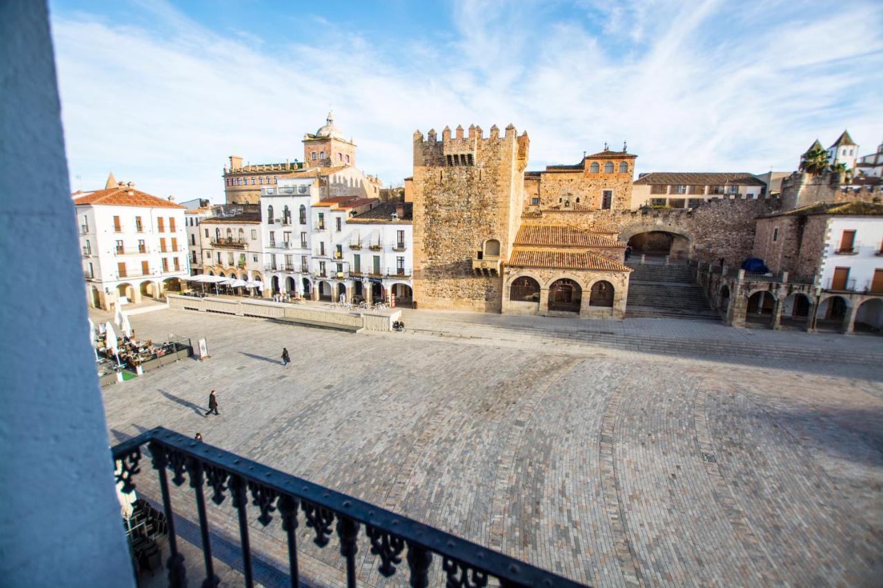 Apartamento Plaza Mayor Caces Exterior foto
