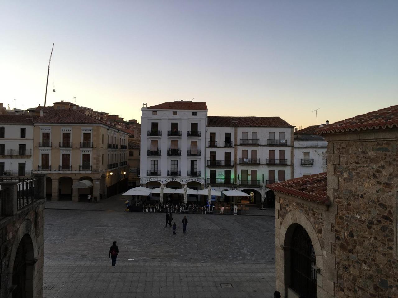 Apartamento Plaza Mayor Caces Exterior foto